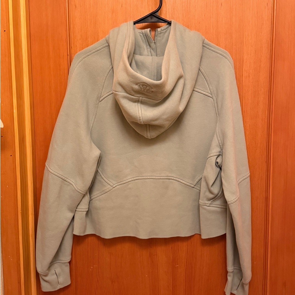 Lululemon Oversized Full-Zip Scuba Hoodie
Silver Blue - Picture 6 of 9